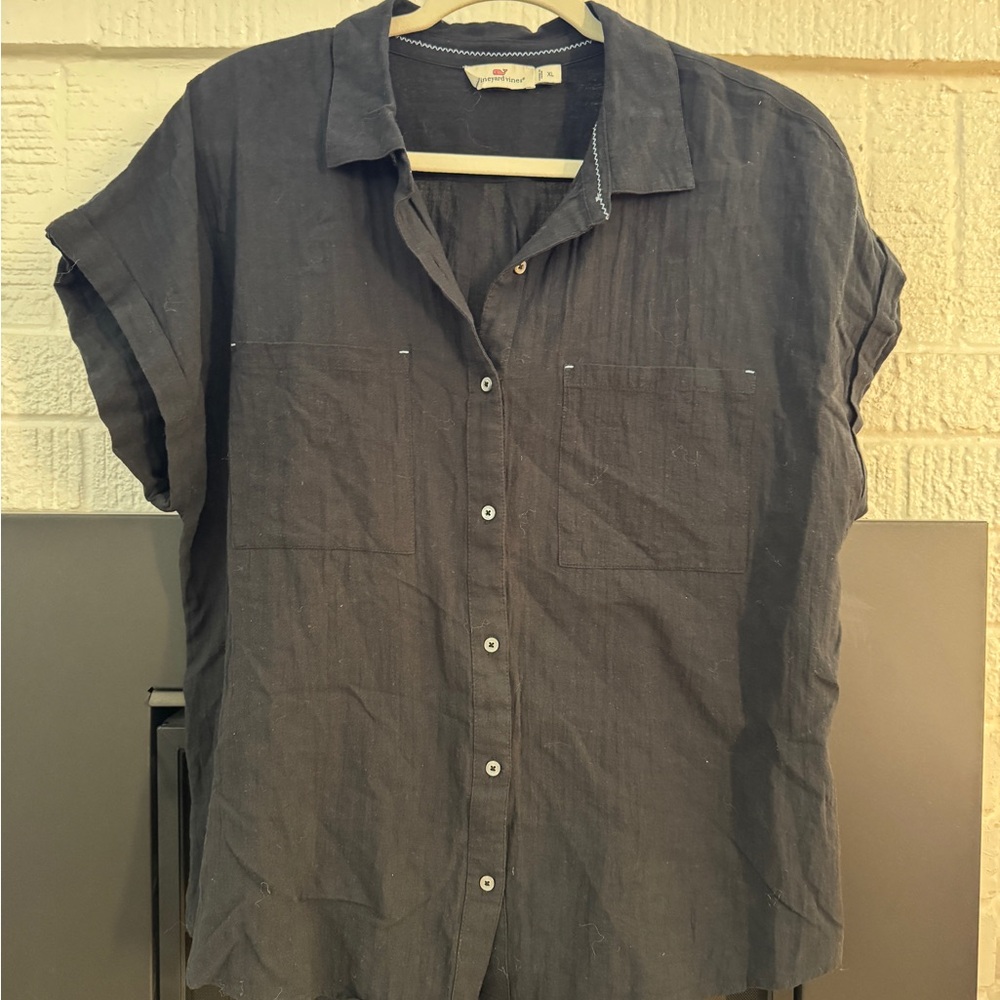 Vineyard Vines Black Short Sleeve Shirt